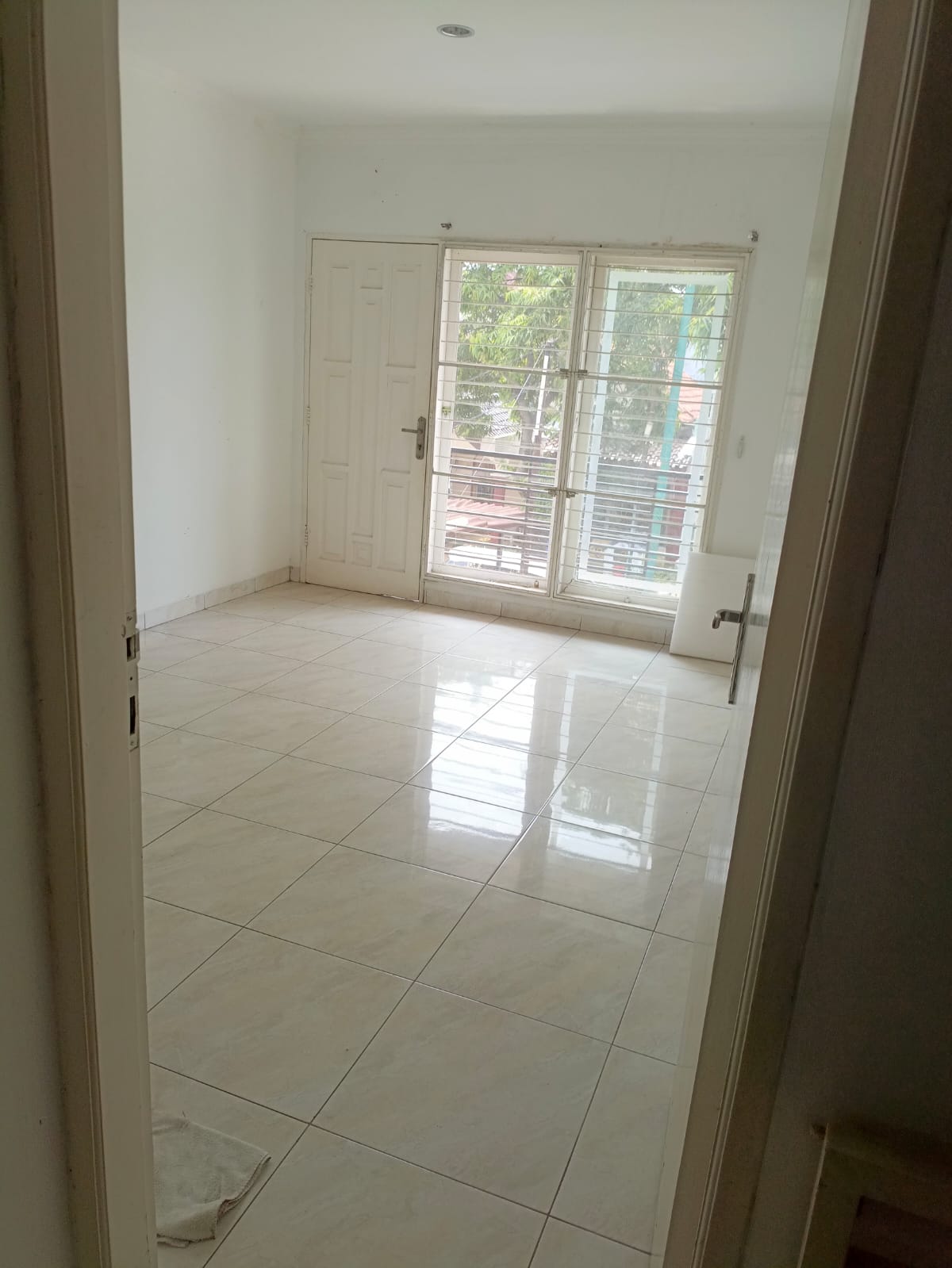 Rumah Disewakan di Cluster Meadow Green Lippo Cikarang
